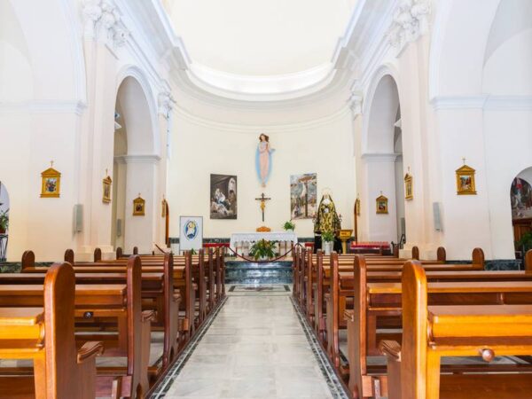 Church Cleaning: Pristine & Reverent Spaces