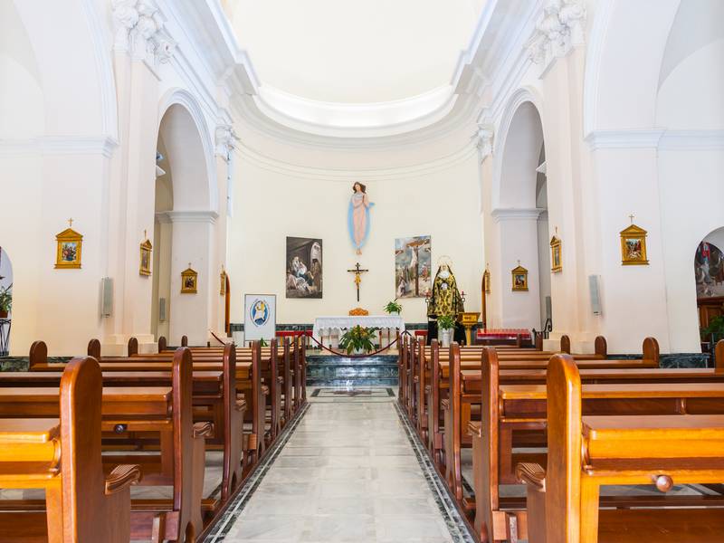 Church Cleaning: Pristine & Reverent Spaces