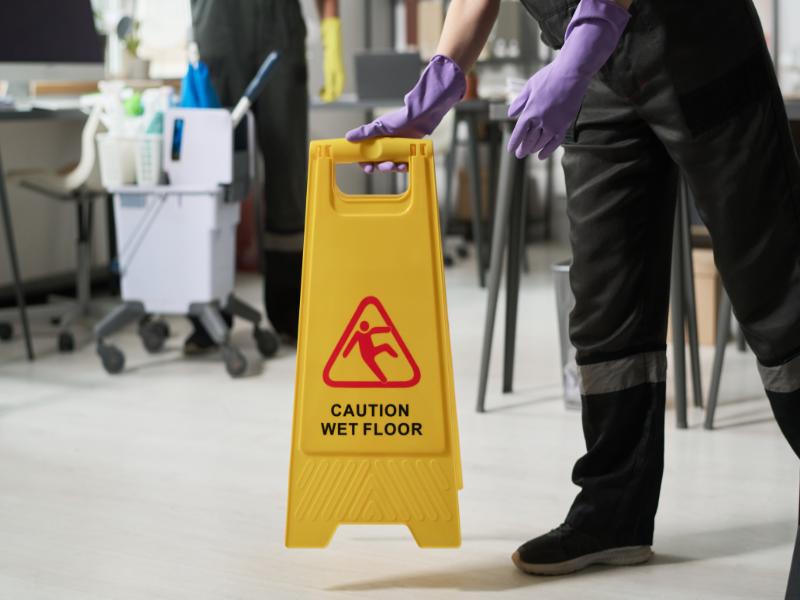 Who Offers Complete Commercial Cleaning Services Near Matthews, NC?