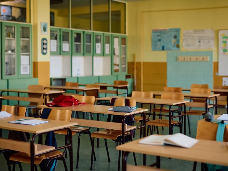 What Are the Signs Your School Cleaning Isn’t Effective?