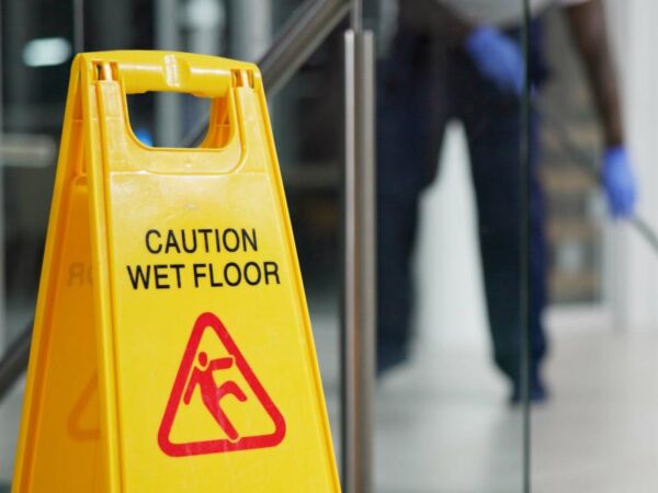 Home 2 What Corporate Cleaning Looks Like in a Fast-Paced Workplace